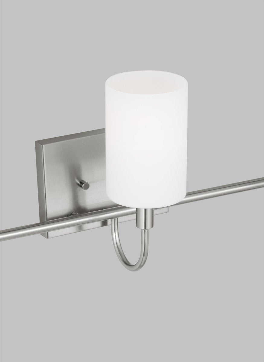 Luminaire de vanité Oak Moore - Nickel brossé 23 7/8" Ampoules DEL incluses by Visual Comfort Studio | Luminaires & cie