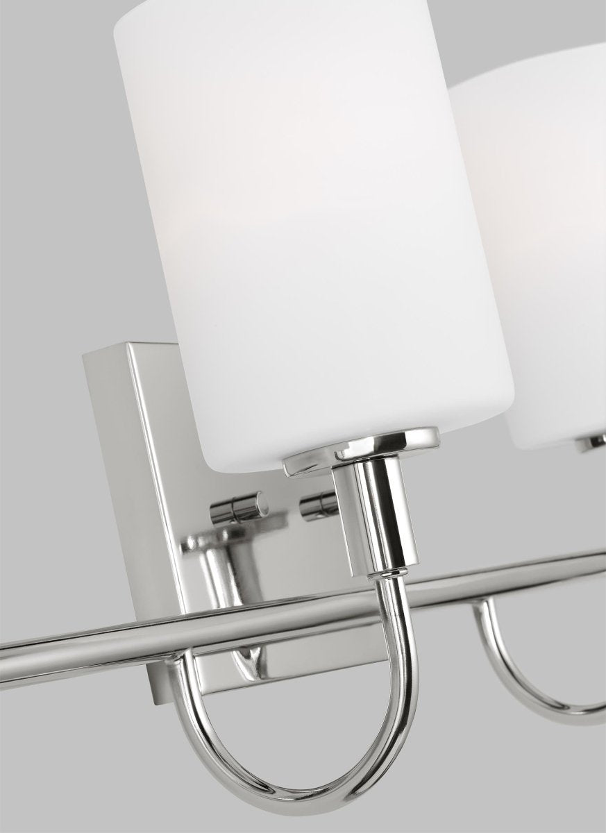 Luminaire de vanité Oak Moore - Chrome 33 7/8" Ampoules non - incluses by Visual Comfort Studio | Luminaires & cie