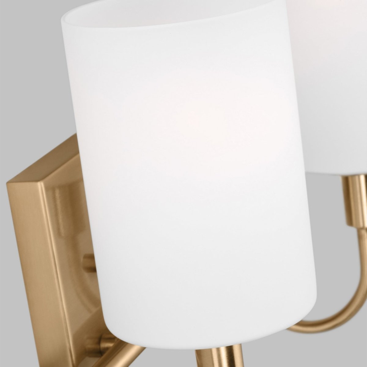 Luminaire de vanité Oak Moore - Nickel brossé 33 7/8" by Visual Comfort Studio | Luminaires & cie