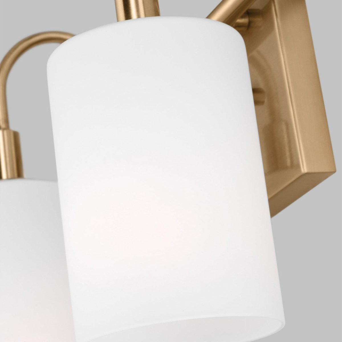 Luminaire de vanité Oak Moore - Nickel brossé 33 7/8" by Visual Comfort Studio | Luminaires & cie