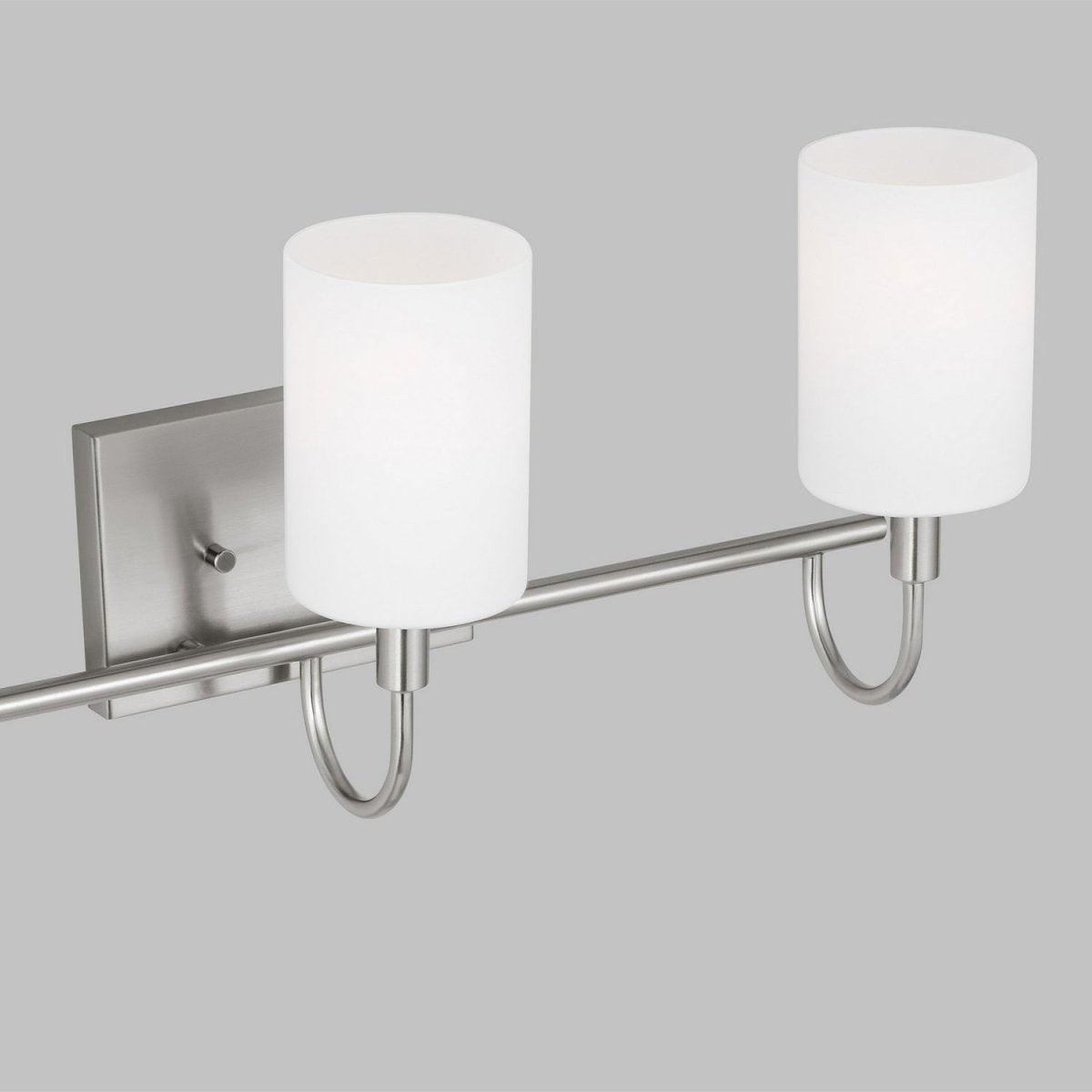 Luminaire de vanité Oak Moore - Nickel brossé 33 7/8" by Visual Comfort Studio | Luminaires & cie