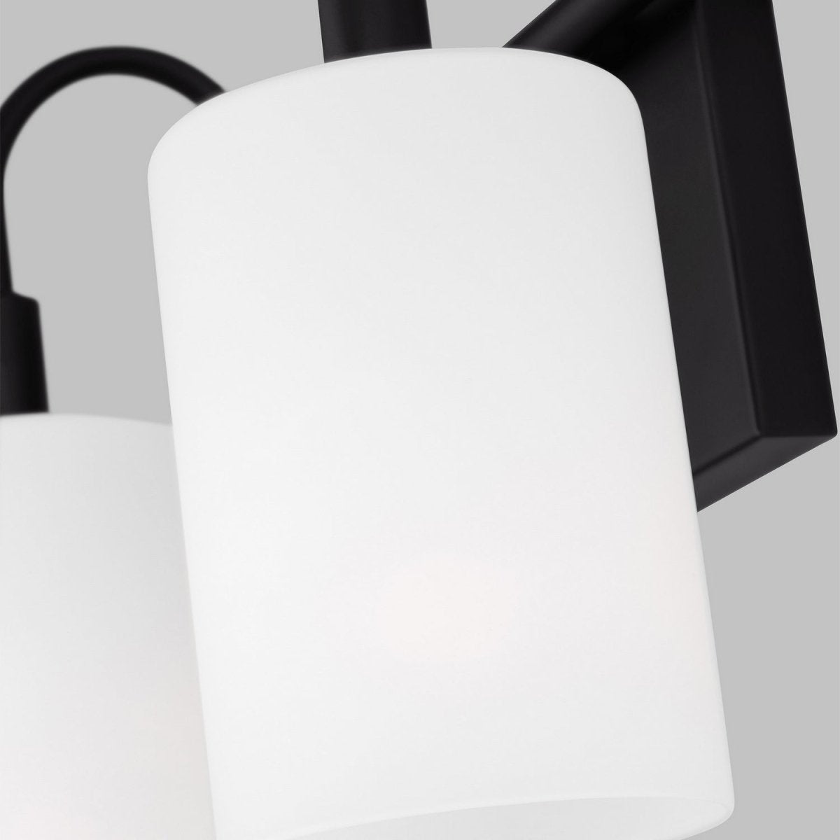 Luminaire de vanité Oak Moore - Nickel brossé 33 7/8" by Visual Comfort Studio | Luminaires & cie