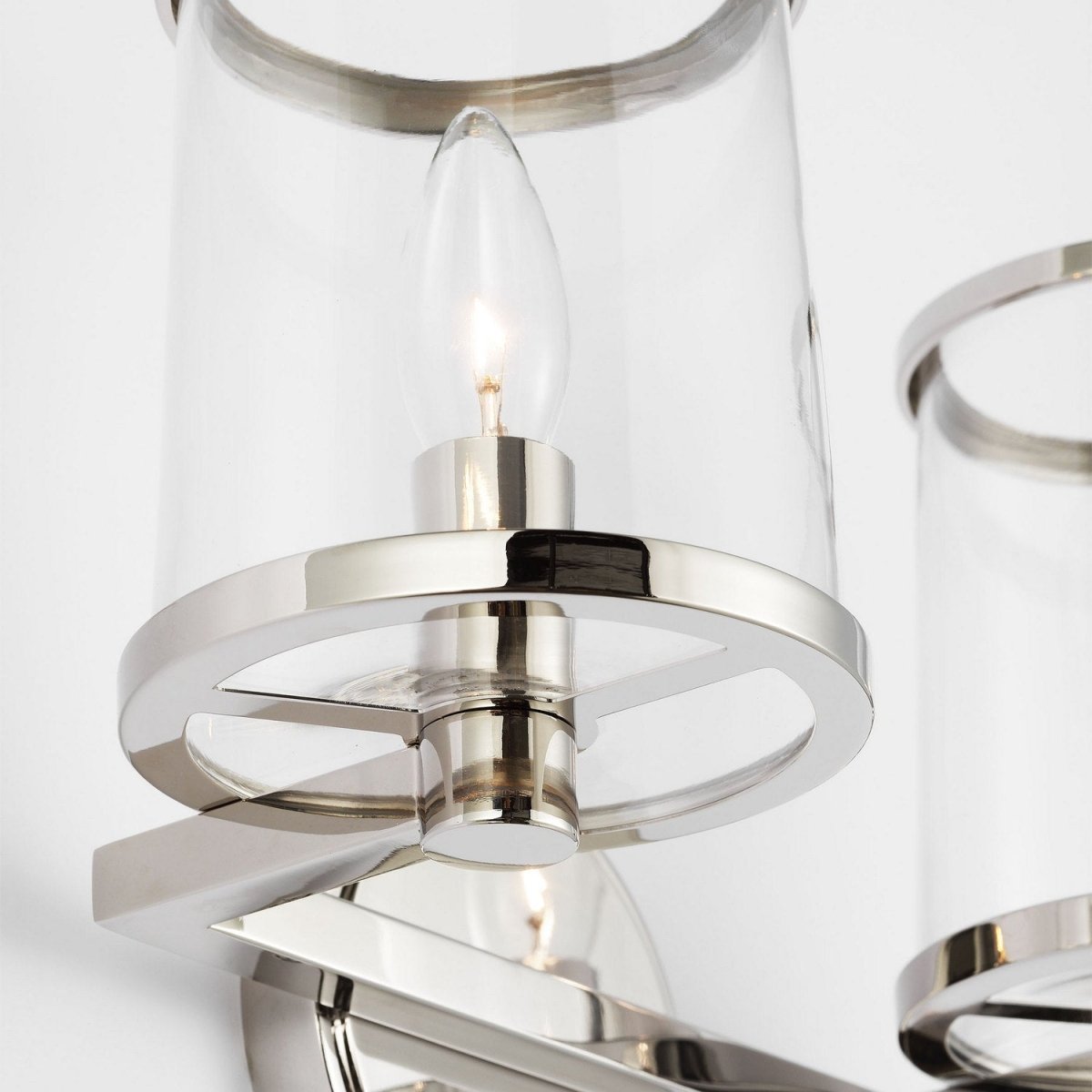 Luminaire de vanité Reynolds - Laiton vieilli dans le temps 23 7/8" by Visual Comfort Studio | Luminaires & cie