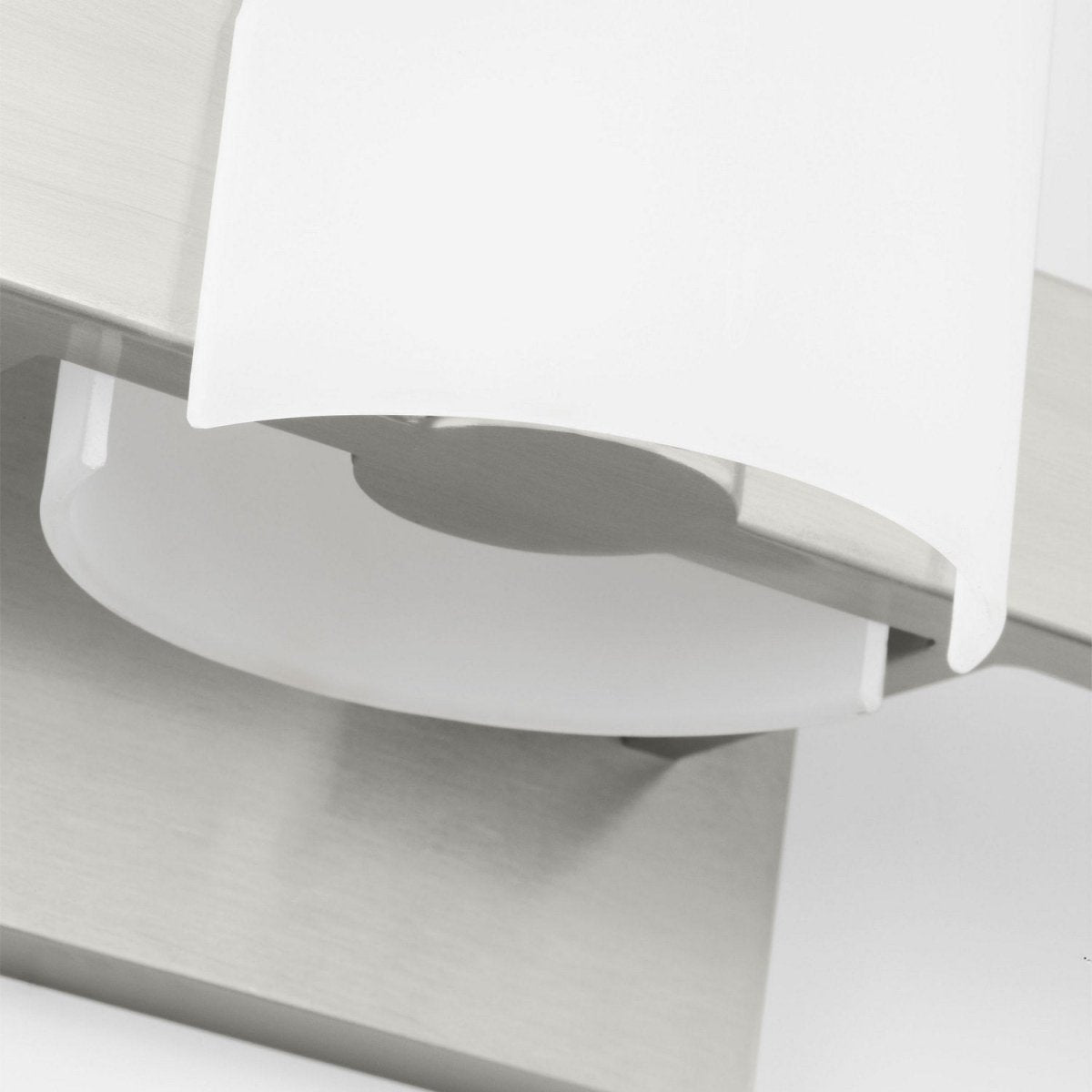 Luminaire de vanité Rhode - Laiton satiné 27" by Visual Comfort Studio | Luminaires & cie