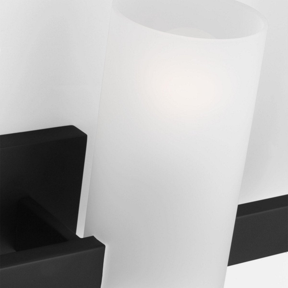 Luminaire de vanité Rhode - Laiton satiné 27" by Visual Comfort Studio | Luminaires & cie
