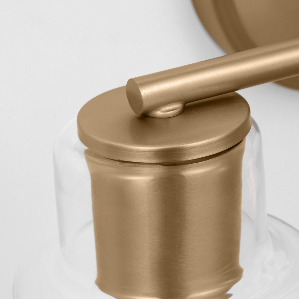 Luminaire de vanité Sayward - Laiton satiné 32 3/8" by Visual Comfort Studio | Luminaires & cie