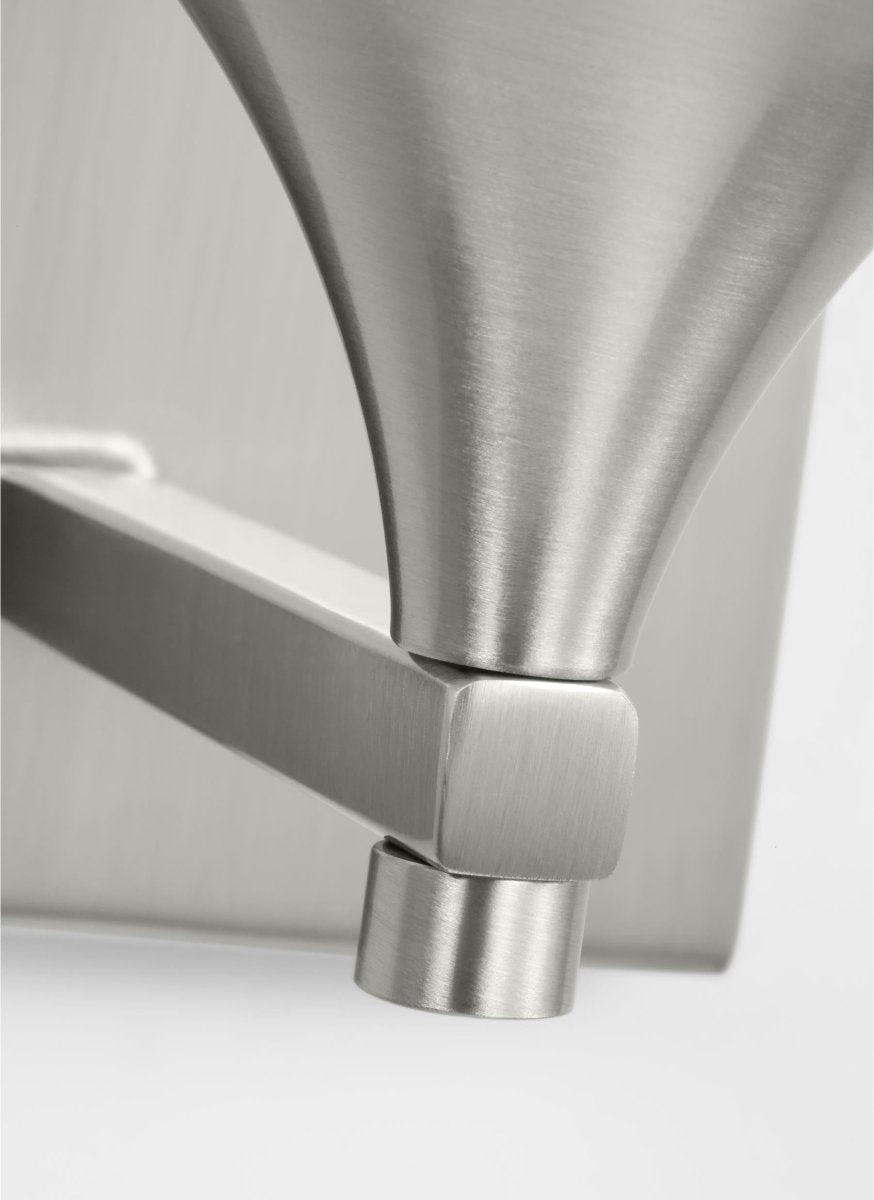 Luminaire de vanité Toffino - Acier brossé 6" by Visual Comfort Studio | Luminaires & cie