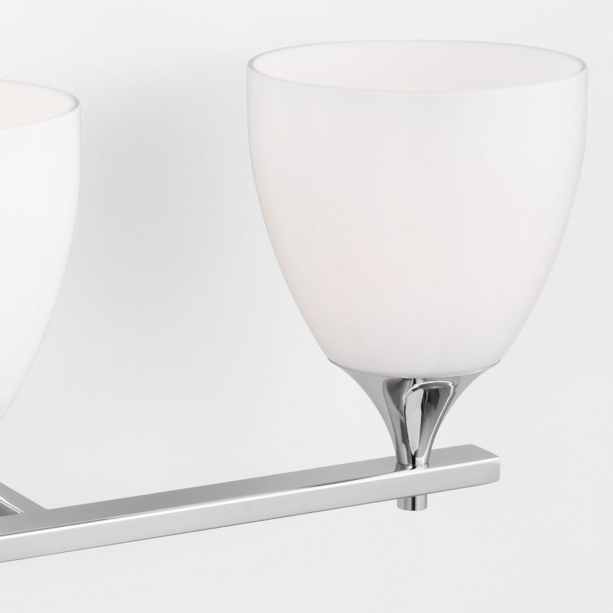 Luminaire de vanité Toffino - Laiton satiné Verre craquelé transparent 36" by Visual Comfort Studio | Luminaires & cie