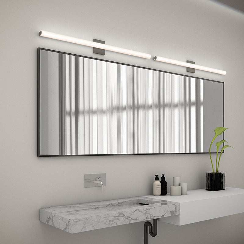 Luminaire de vanité Tubo Slim - 18" Chrome poli Cylindre by Sonneman | Luminaires & cie