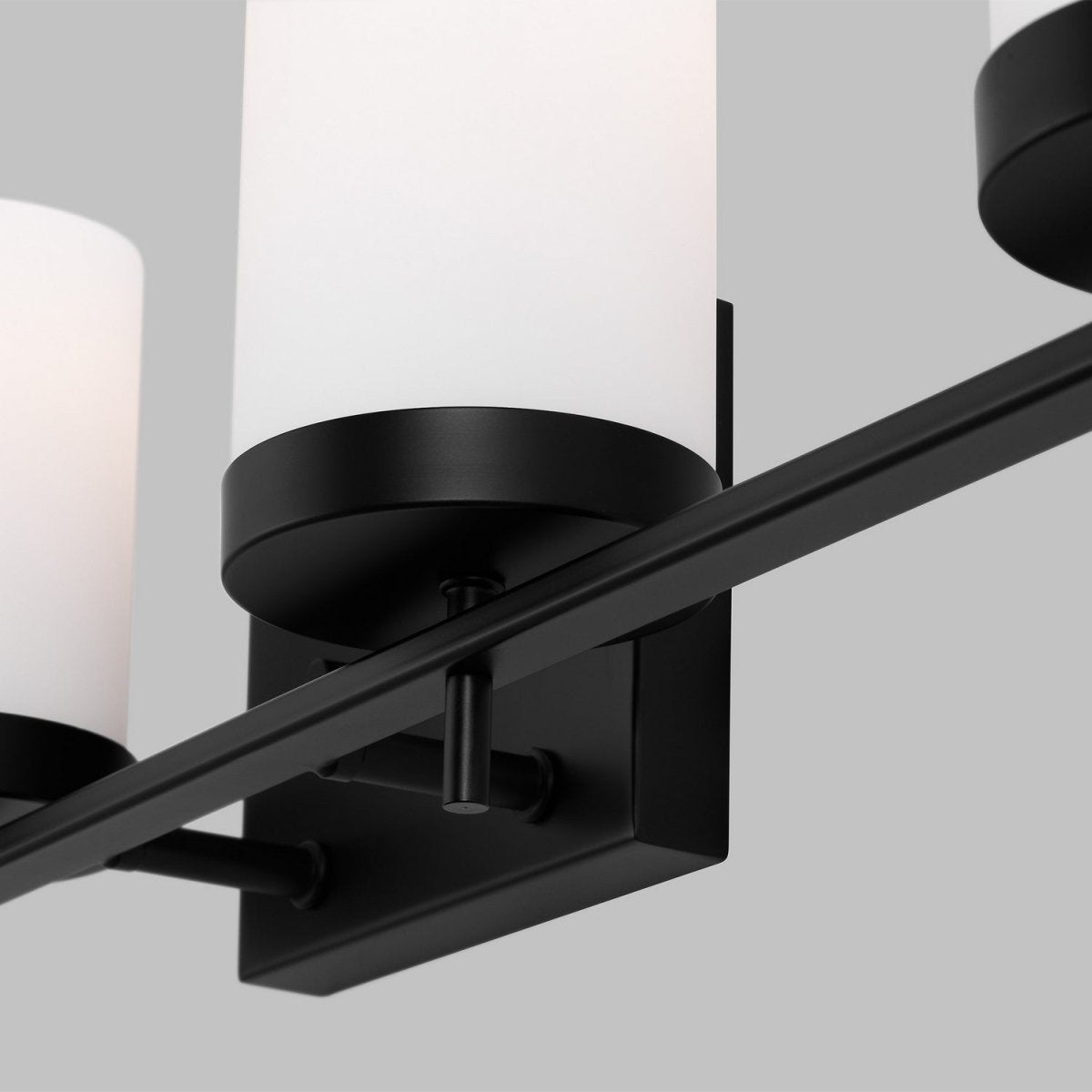 Luminaire de vanité Zire - Nickel brossé 34" by Visual Comfort Studio | Luminaires & cie