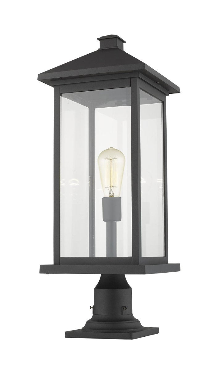 Luminaire extérieur sur socle Portland - Bronze huilé by Z-Lite | Luminaires & cie