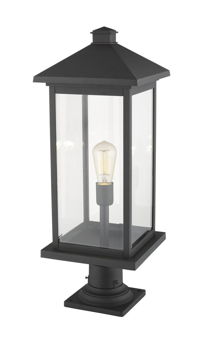 Luminaire extérieur sur socle Portland - Bronze huilé by Z-Lite | Luminaires & cie