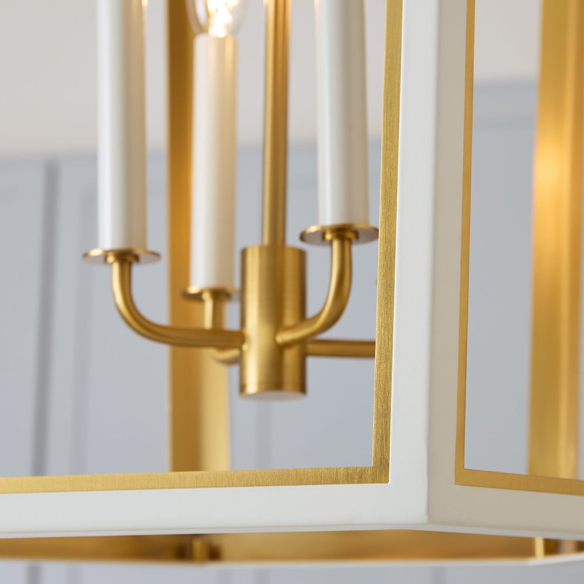 Lustre Curt - Blanc mat 26 5/8" by Visual Comfort Studio | Luminaires & cie