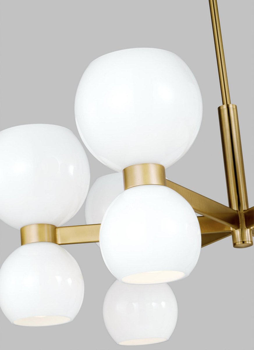 Lustre Londyn - Laiton bruni avec verre opalin blanc 12 by Visual Comfort Studio | Luminaires & cie
