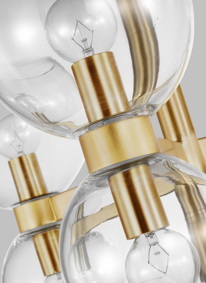 Lustre Londyn - Laiton bruni avec verre opalin blanc 12 by Visual Comfort Studio | Luminaires & cie
