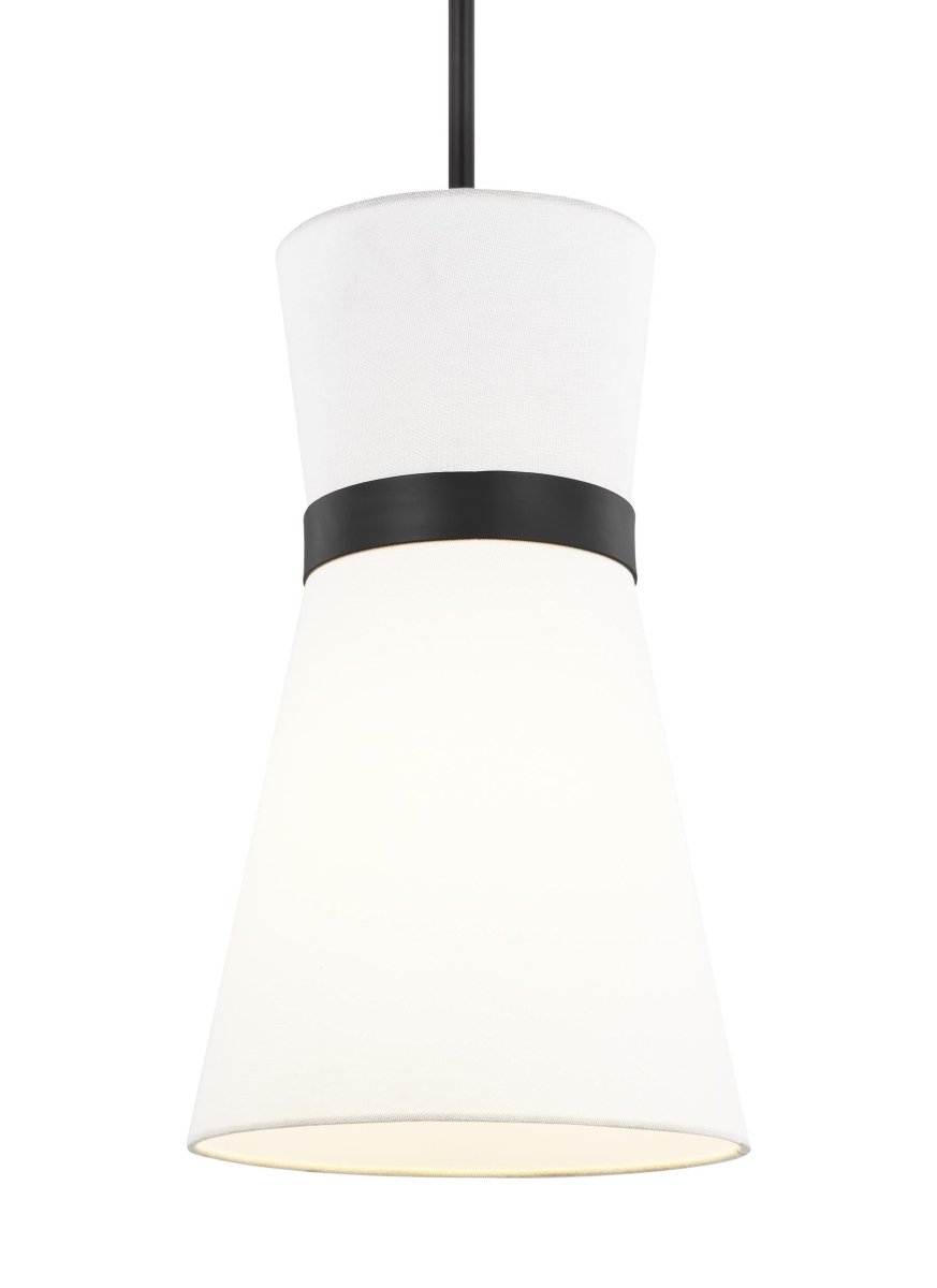 Mini-suspension Clark - Laiton satiné by Visual Comfort Studio | Luminaires & cie