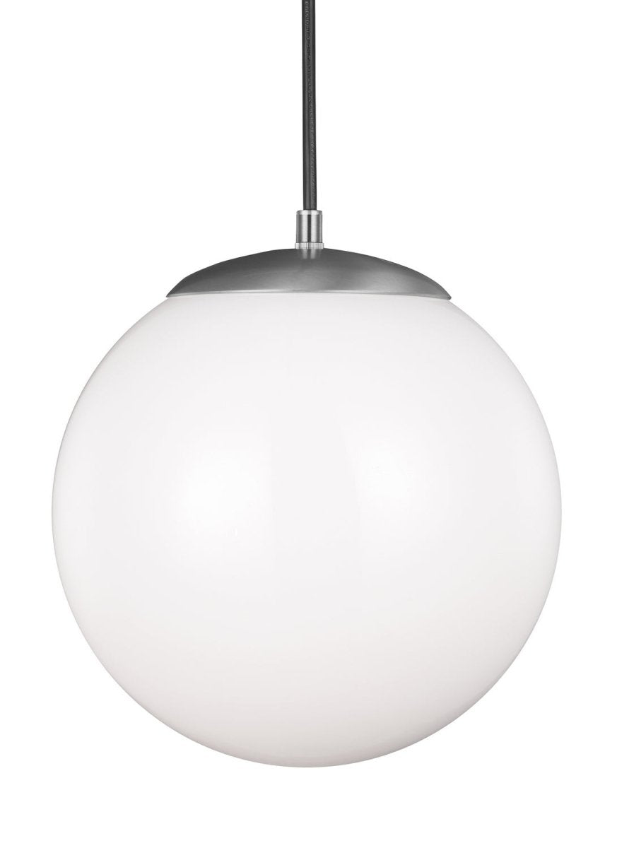 Mini-suspension Leo - Hanging Globe - Satin Aluminum Matte White 12 by Visual Comfort Studio | Luminaires & cie
