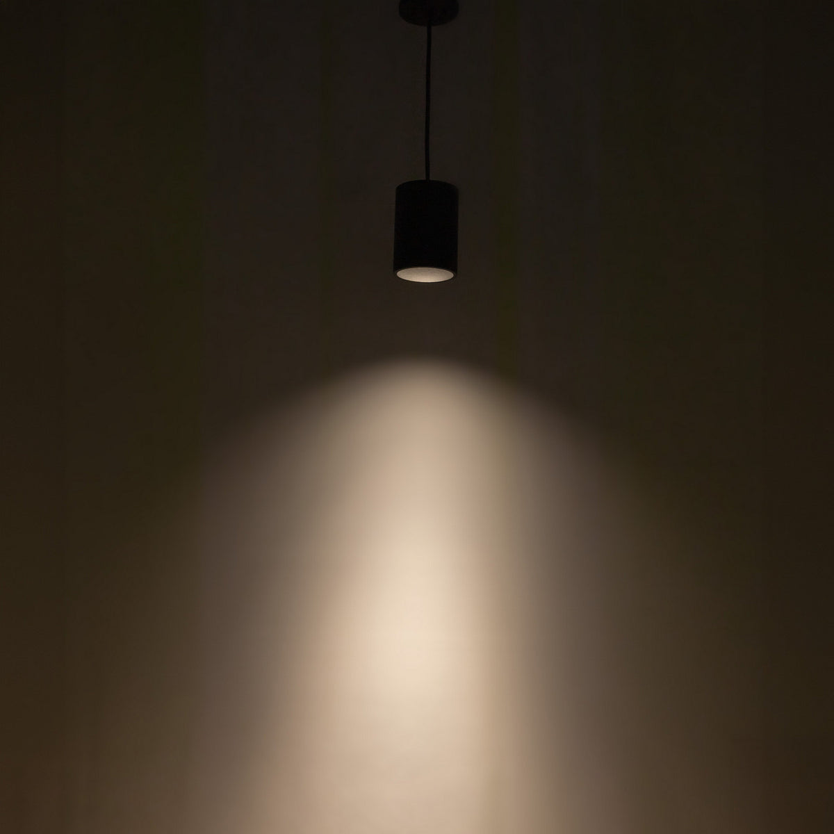 Mini-suspension Lorna Noir, 4 3/8", 6 5/8" – vue 4