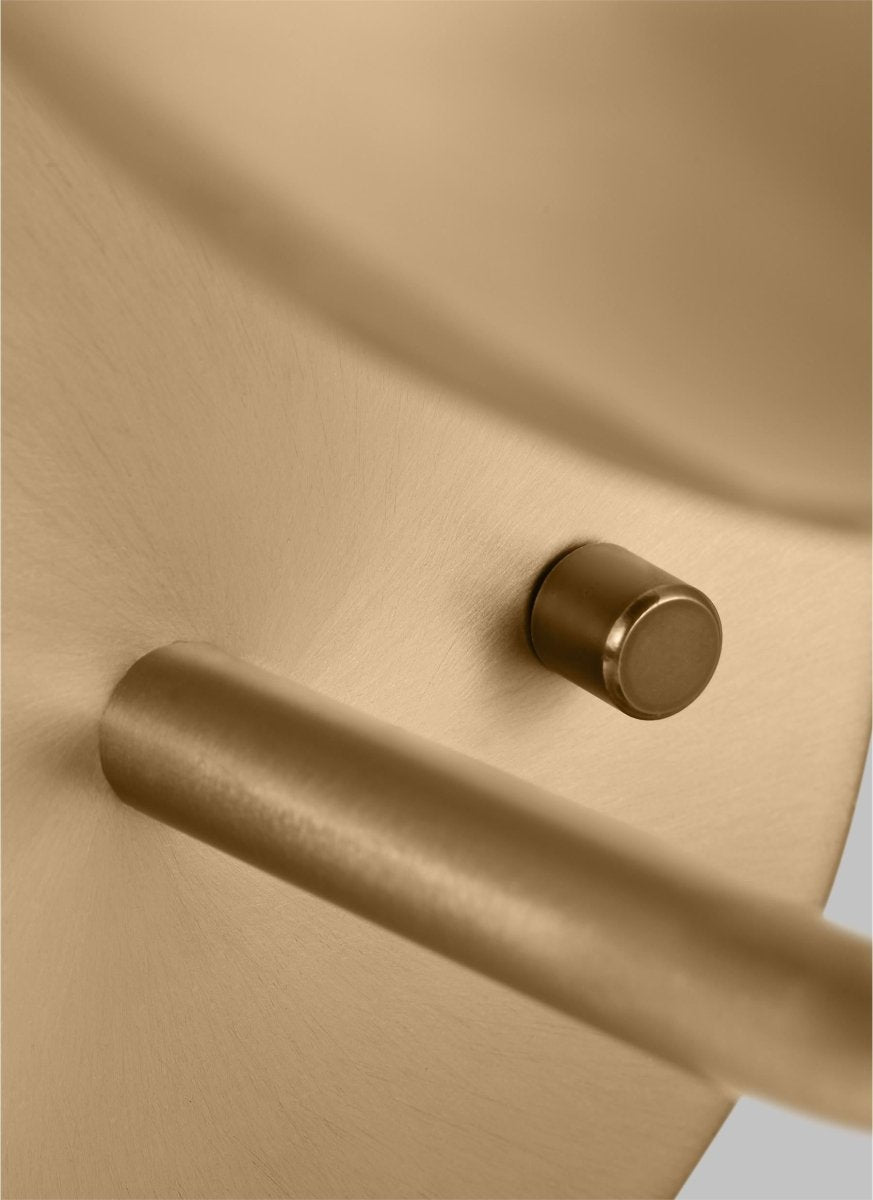 Murale Alvin - Laiton satiné Ampoules non - incluses by Visual Comfort Studio | Luminaires & cie