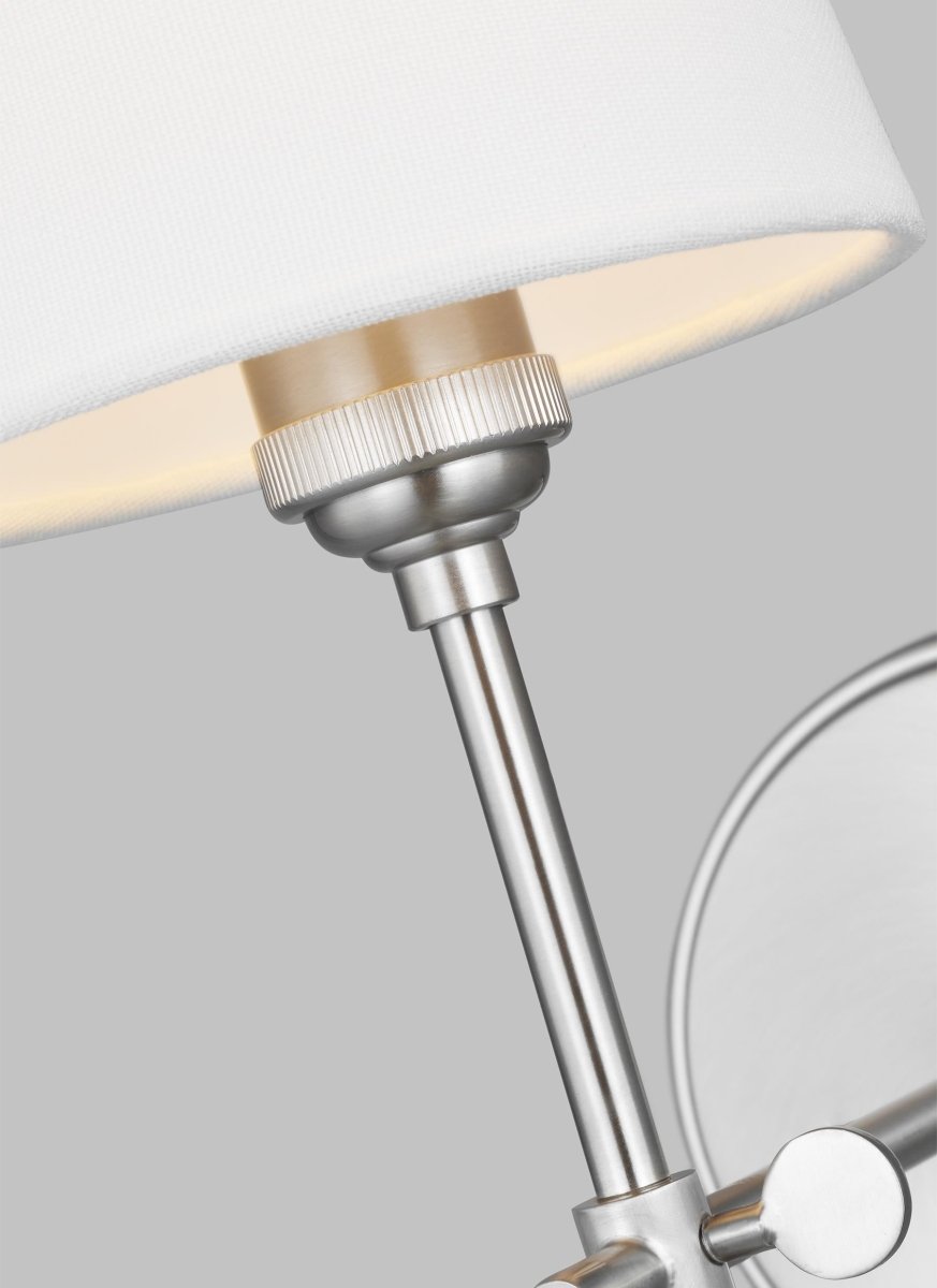 Murale Baker - Nickel brossé Lin blanc Ampoules non - incluses by Visual Comfort Studio | Luminaires & cie