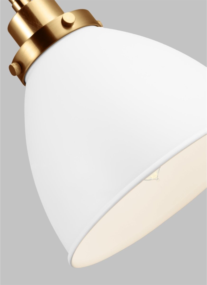 Murale dôme à bras double Wellfleet - Matte blanc et laiton brûlé Blanc mat by Visual Comfort Studio | Luminaires & cie