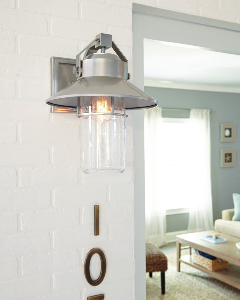 Murale extérieure Boynton - 9" by Visual Comfort Studio | Luminaires & cie