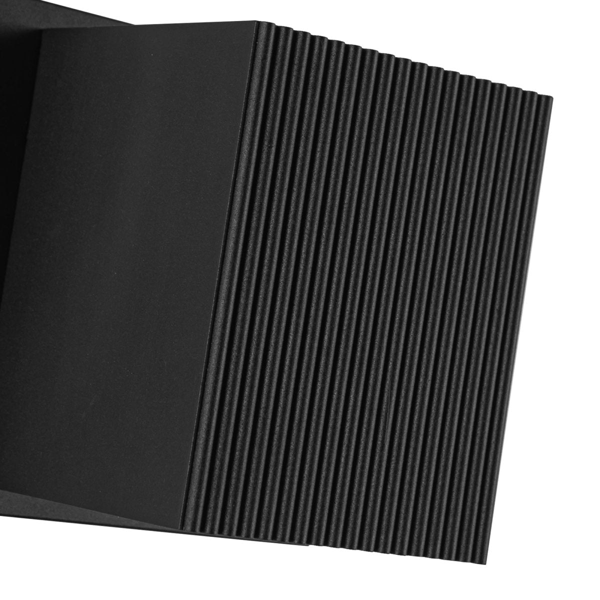 Murale extérieure Mavis - Noir Diffuseur en verre givré by Kuzco Lighting | Luminaires & cie