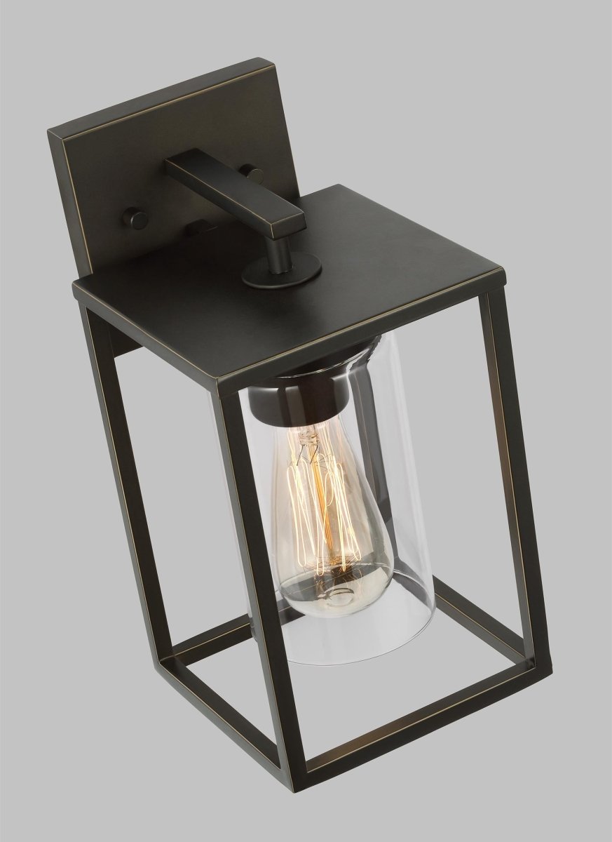 Murale extérieure Vado S - Bronze antique 12" by Visual Comfort Studio | Luminaires & cie