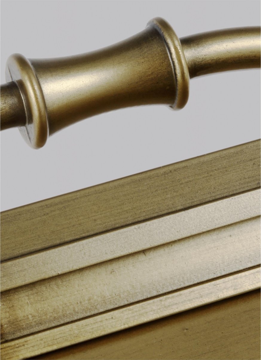 Murale extérieure Wellsworth - Laiton en détresse peinte Clair 12 1/2" by Visual Comfort Studio | Luminaires & cie