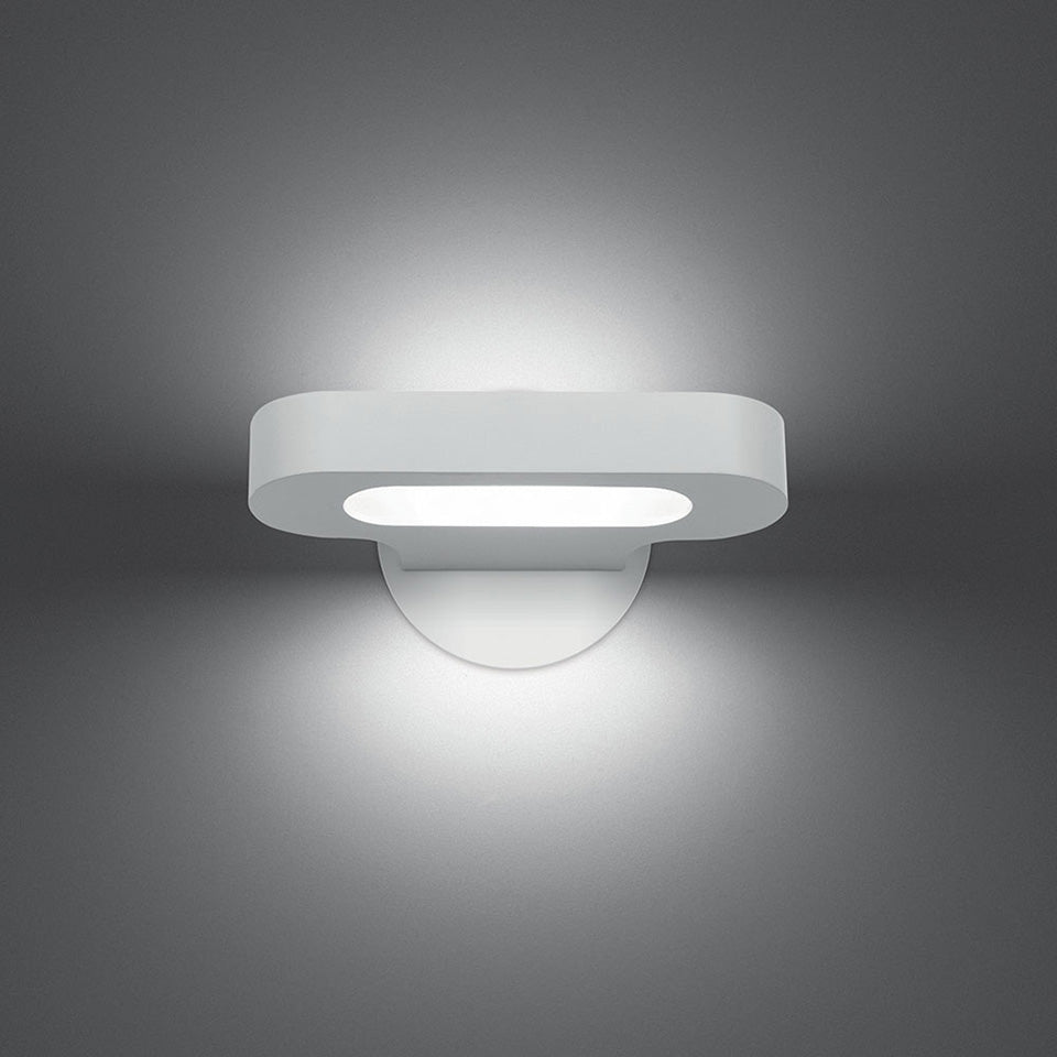 Murale Talo - Blanc Mini 9" Halogène 150W by Artemide | Luminaires & cie