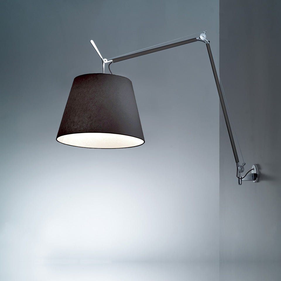 Murale Tolomeo Mega - Noir + AJ noir 17" by Artemide | Luminaires & cie