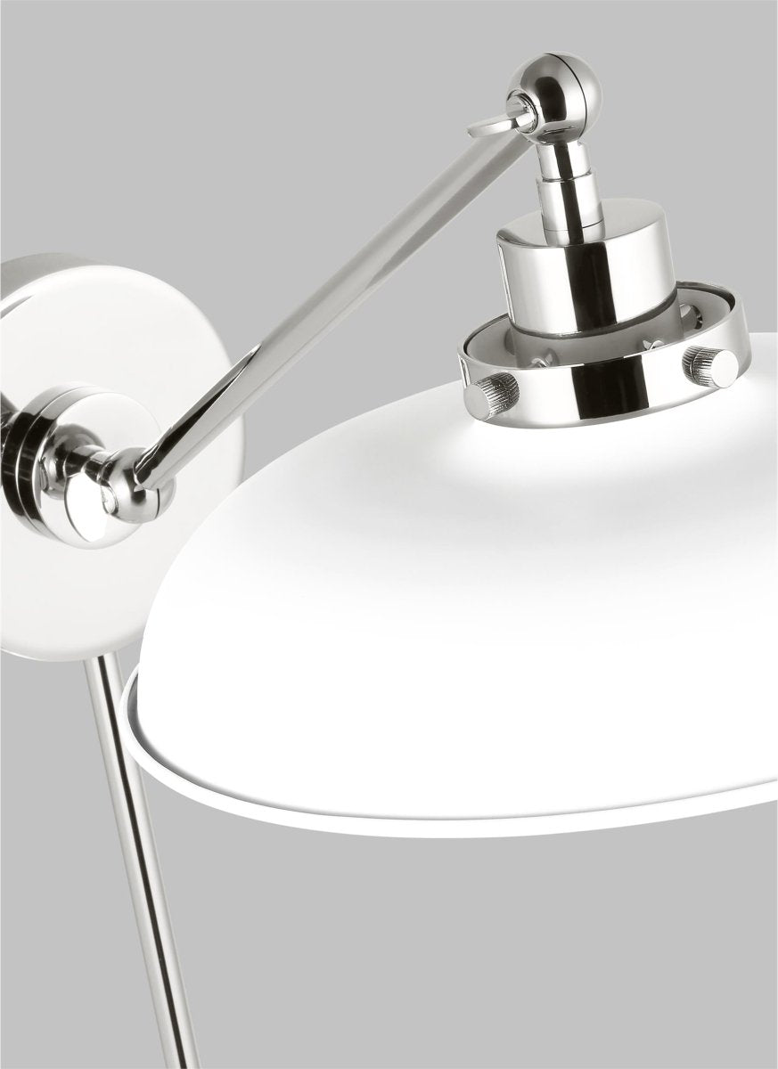 Murale wide à bras unique Wellfleet - Nickel blanc et poli mat Blanc mat by Visual Comfort Studio | Luminaires & cie