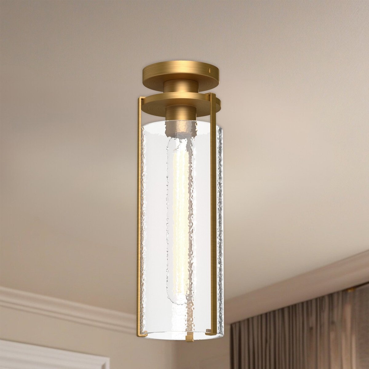 Plafonnier Belmont - Or vieilli / Verre d'eau clair by Alora Lighting | Luminaires & cie