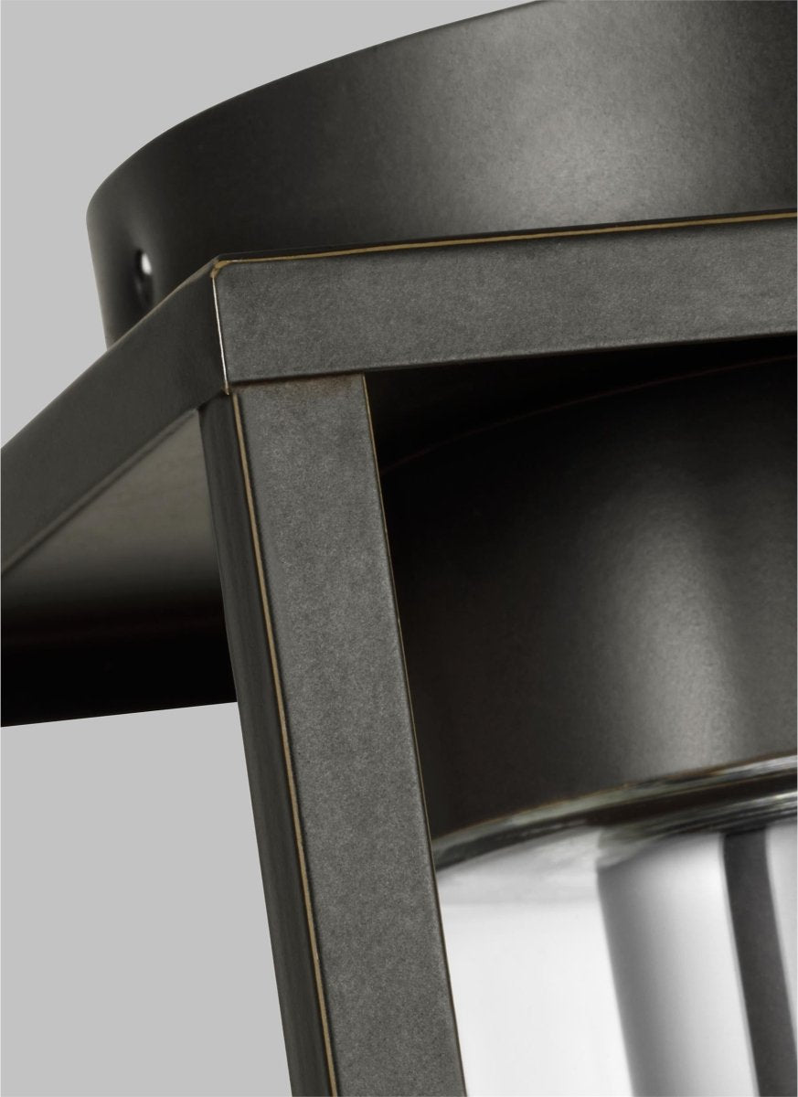 Plafonnier extérieur Vado - Bronze antique by Visual Comfort Studio | Luminaires & cie