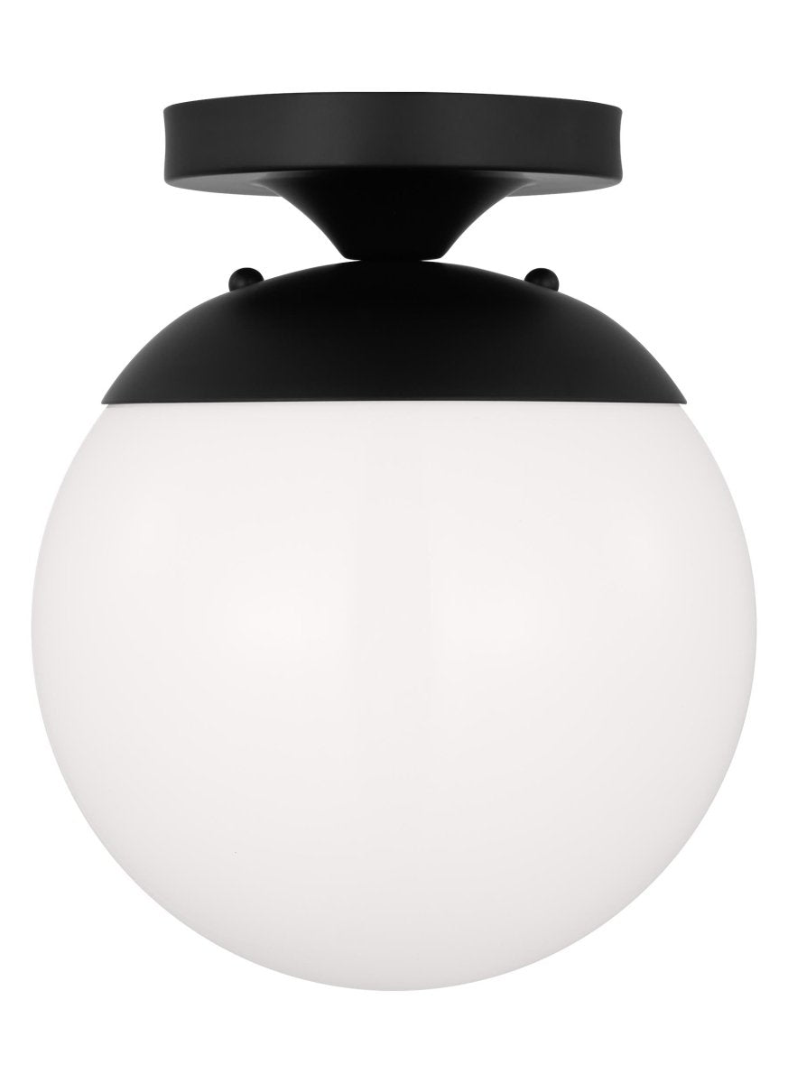 Plafonnier Leo - Hanging Globe - Noir de minuit Blanc lisse Ampoules DEL incluses by Visual Comfort Studio | Luminaires & cie