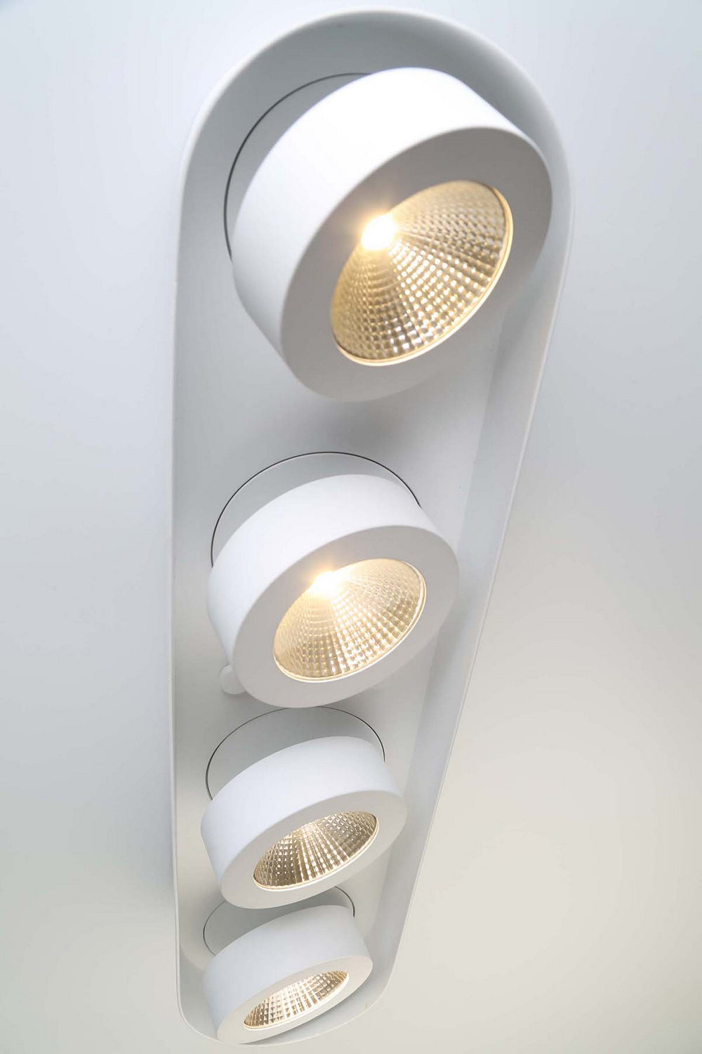 Plafonnier Nymark Blanc, 21 3/4" – vue 2