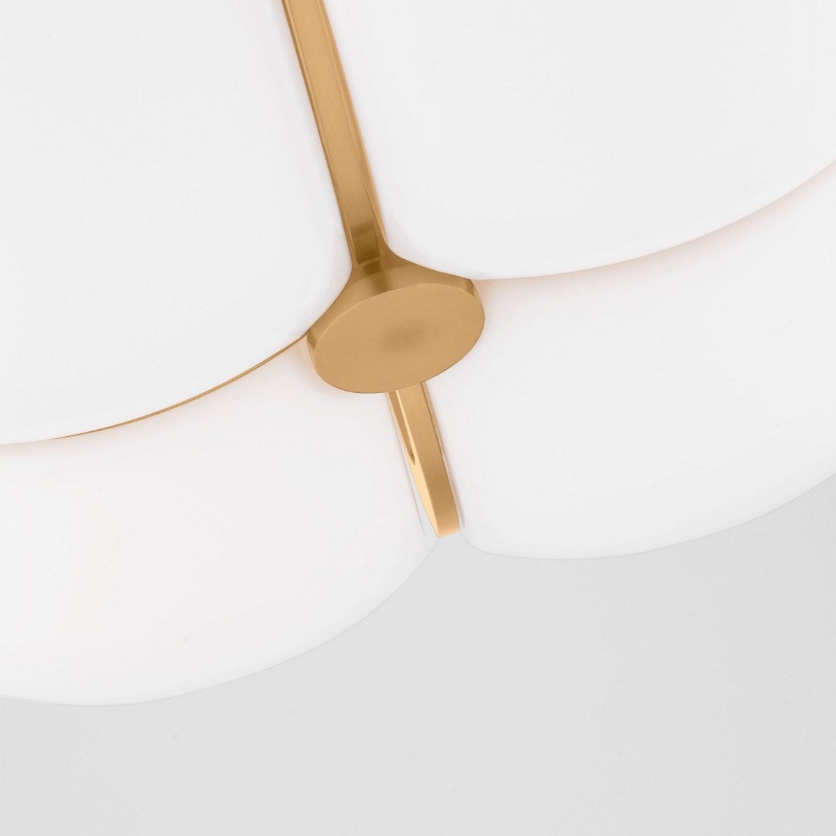 Semi-plafonnier Cheverny - Blanc mat by Visual Comfort Studio | Luminaires & cie