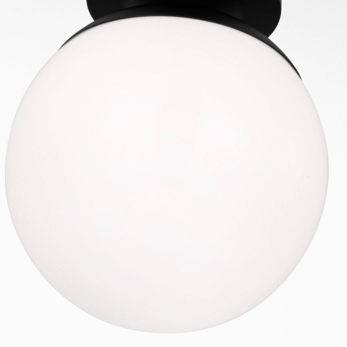 Semi-plafonnier Leo - Hanging Globe - Aluminium satiné Blanc mat by Visual Comfort Studio | Luminaires & cie