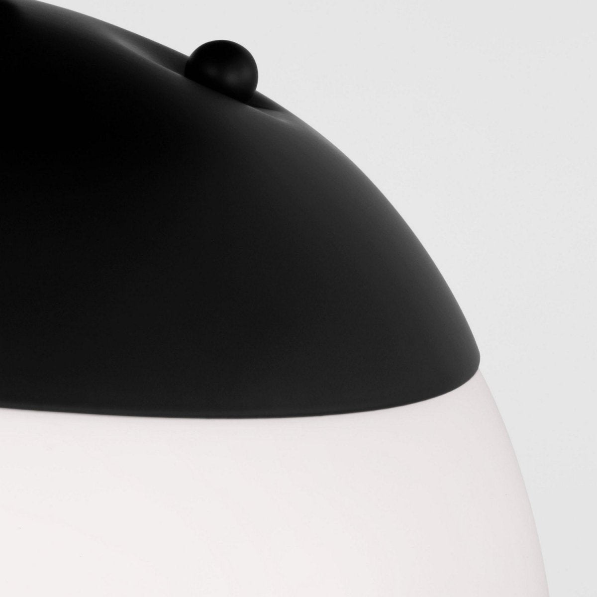 Semi-plafonnier Leo - Hanging Globe - Aluminium satiné Blanc mat by Visual Comfort Studio | Luminaires & cie