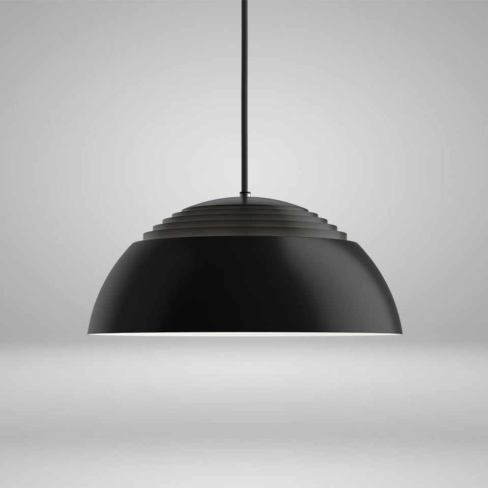 Suspension AJ - 14.6" 2700K (Blanc Chaud) Noir by Louis Poulsen | Luminaires & cie