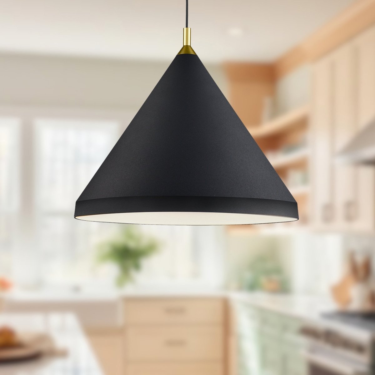 Suspension Dorothy - Noir avec détail d'or 24" by Kuzco Lighting | Luminaires & cie