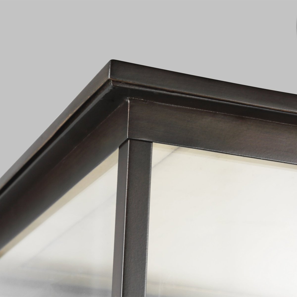 Suspension extérieure Freeport - 19.5 by Visual Comfort Studio | Luminaires & cie