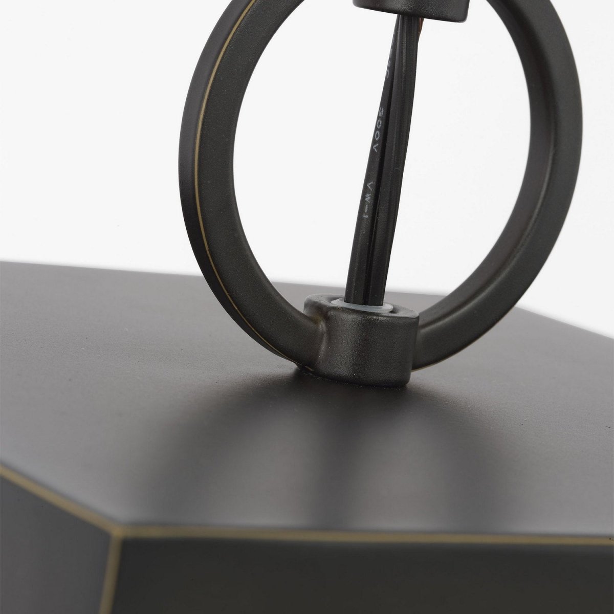 Suspension extérieure Howell - Noir texturé by Visual Comfort Studio | Luminaires & cie