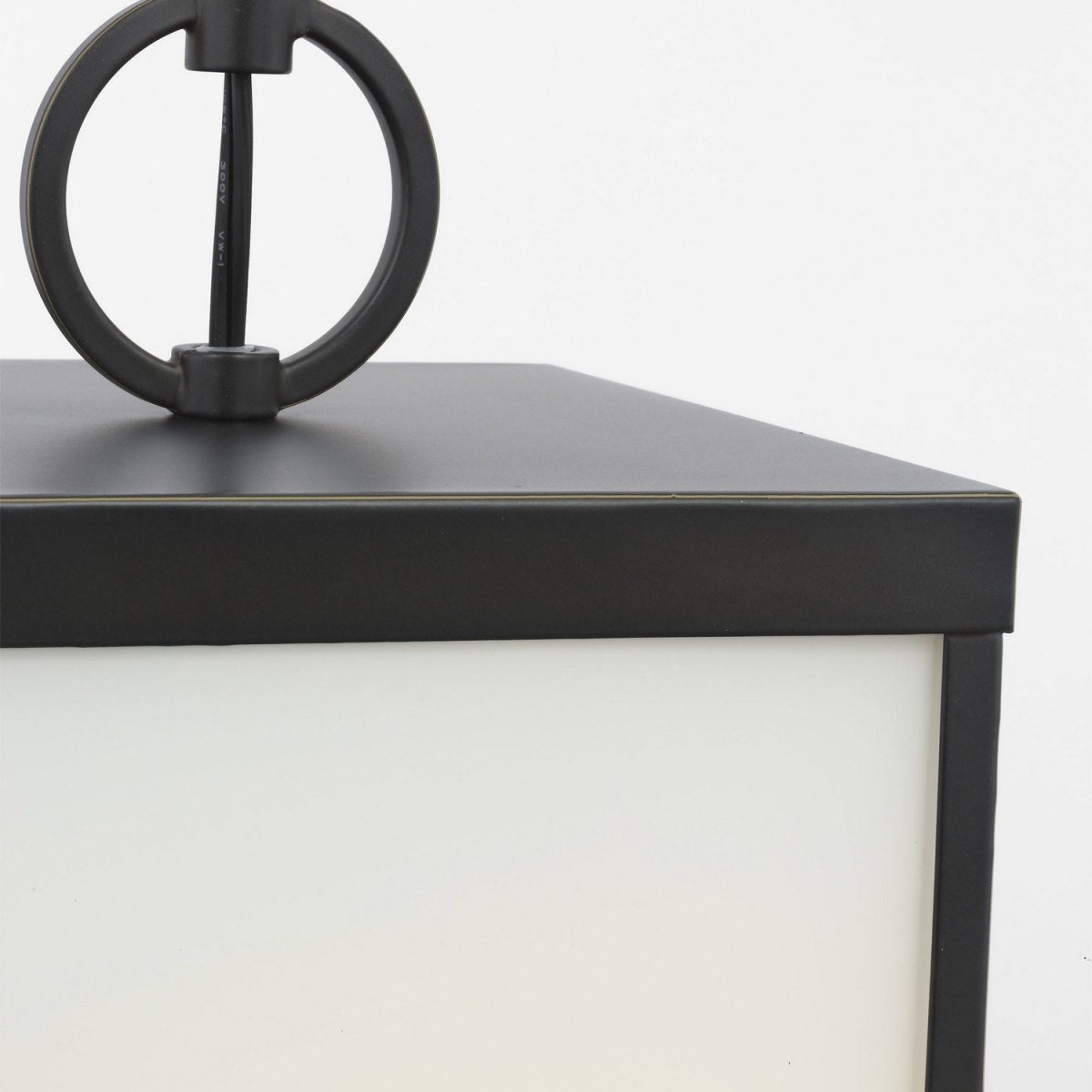 Suspension extérieure Howell - Noir texturé by Visual Comfort Studio | Luminaires & cie
