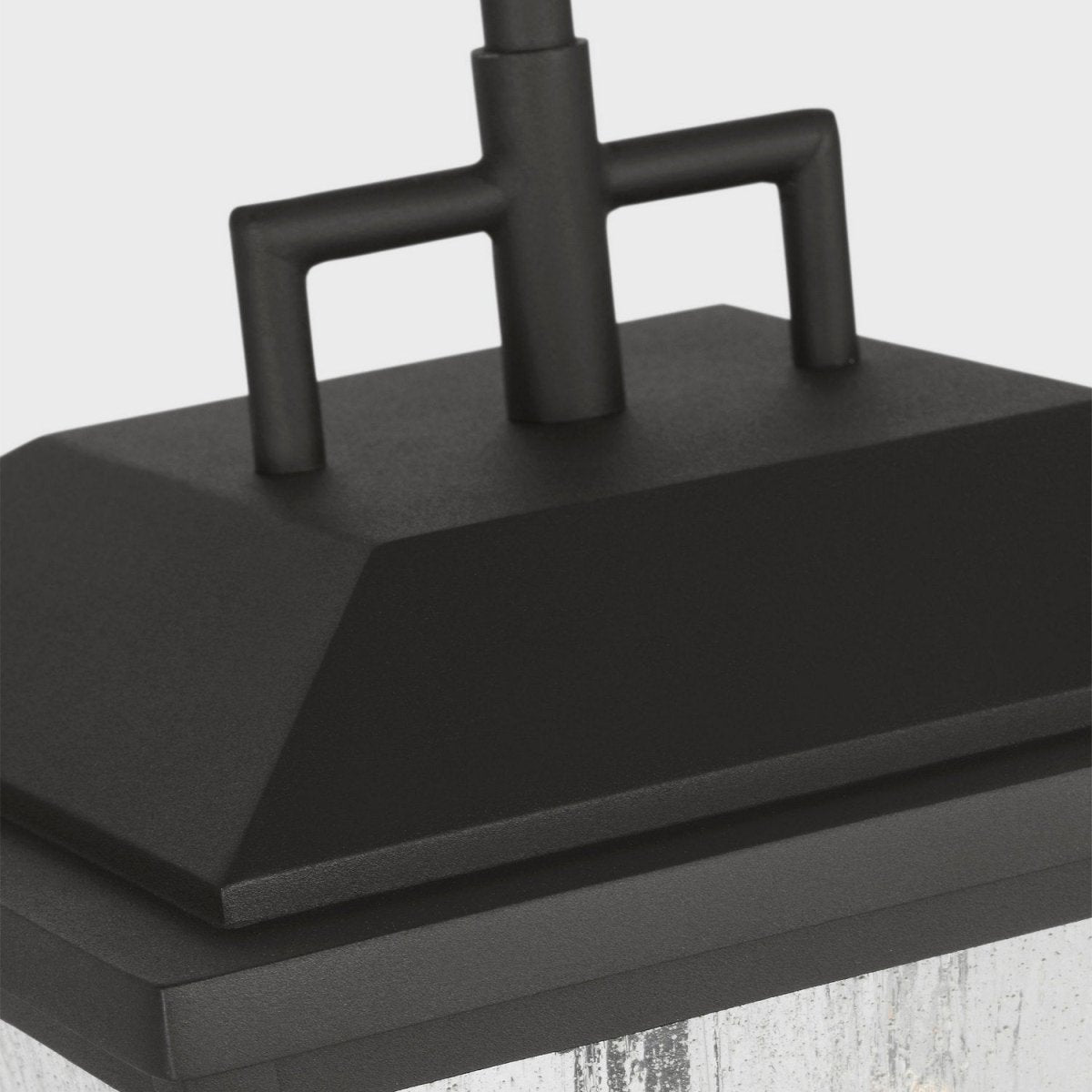Suspension extérieure Kennewick - Noir texturé by Visual Comfort Studio | Luminaires & cie