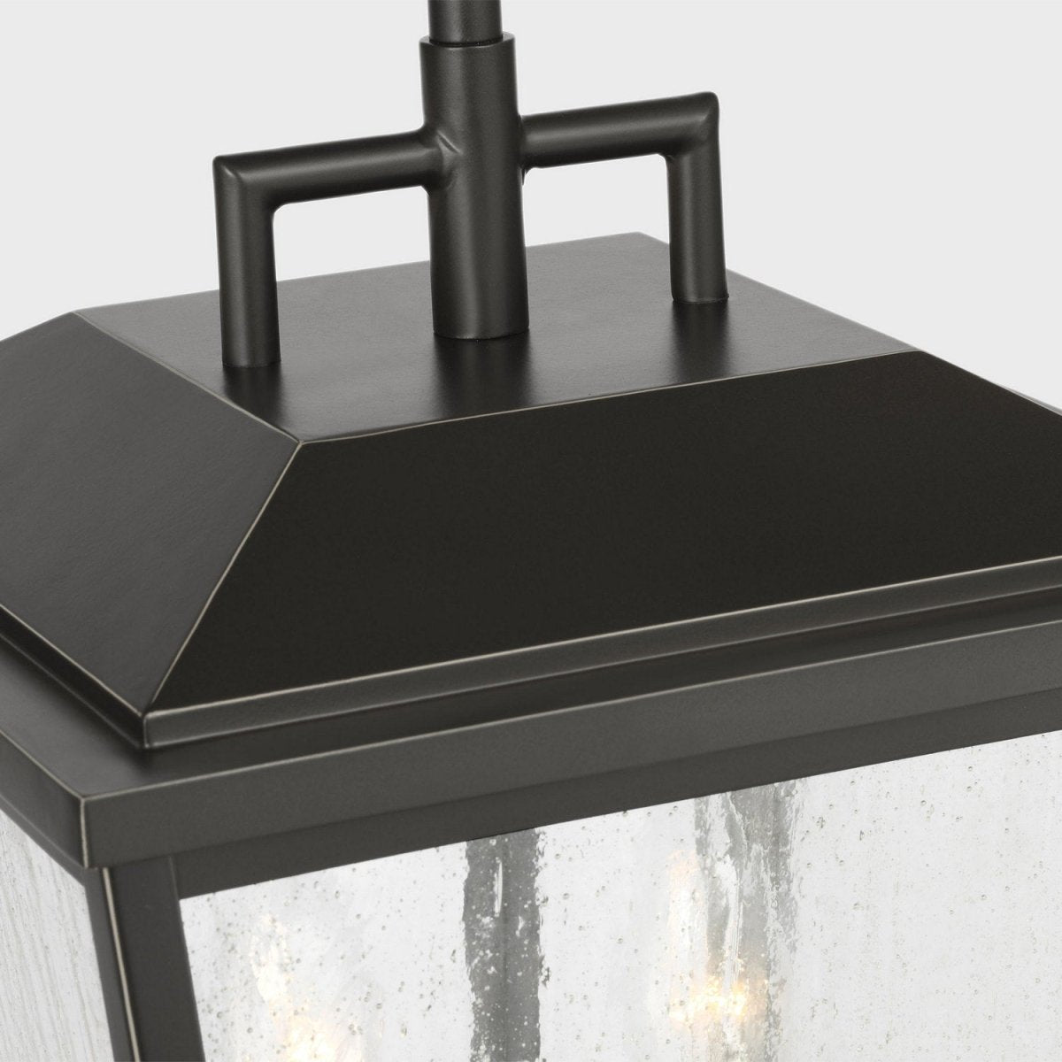 Suspension extérieure Kennewick - Noir texturé by Visual Comfort Studio | Luminaires & cie