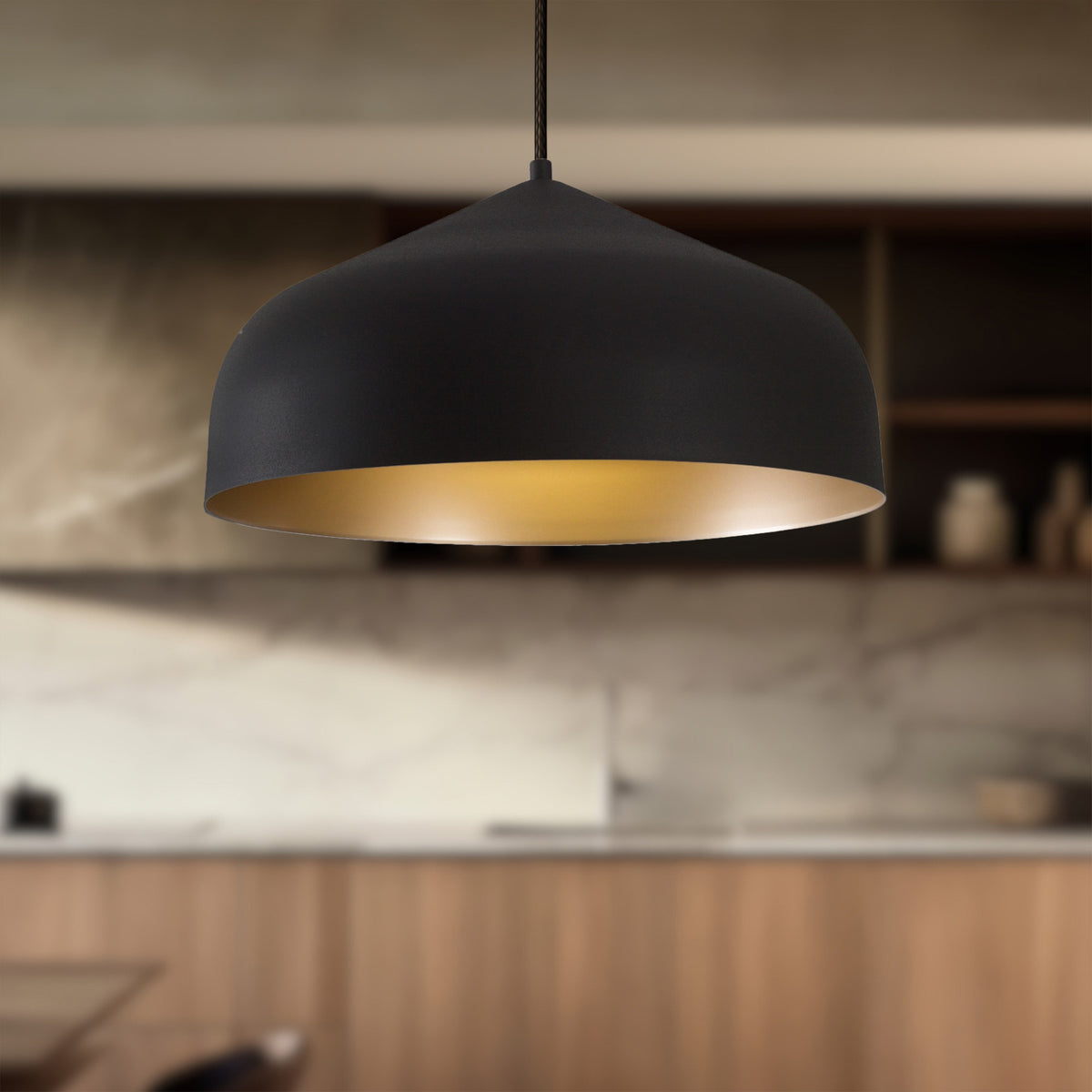 Suspension Helena Noir / Or, Diffuseur blanc acrylique – vue 3