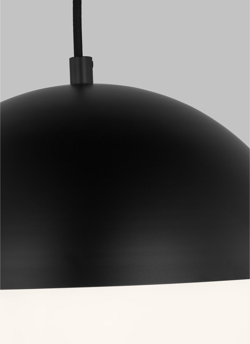 Suspension Hyde - Bleu marine 14" by Visual Comfort Studio | Luminaires & cie