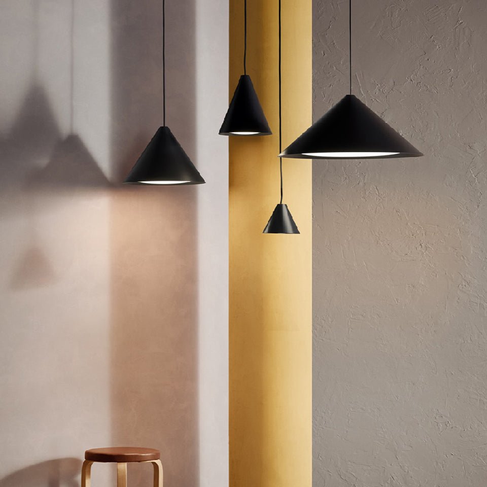 Suspension Keglen - 9.8" 3000K (Blanc Doux) Blanc by Louis Poulsen | Luminaires & cie