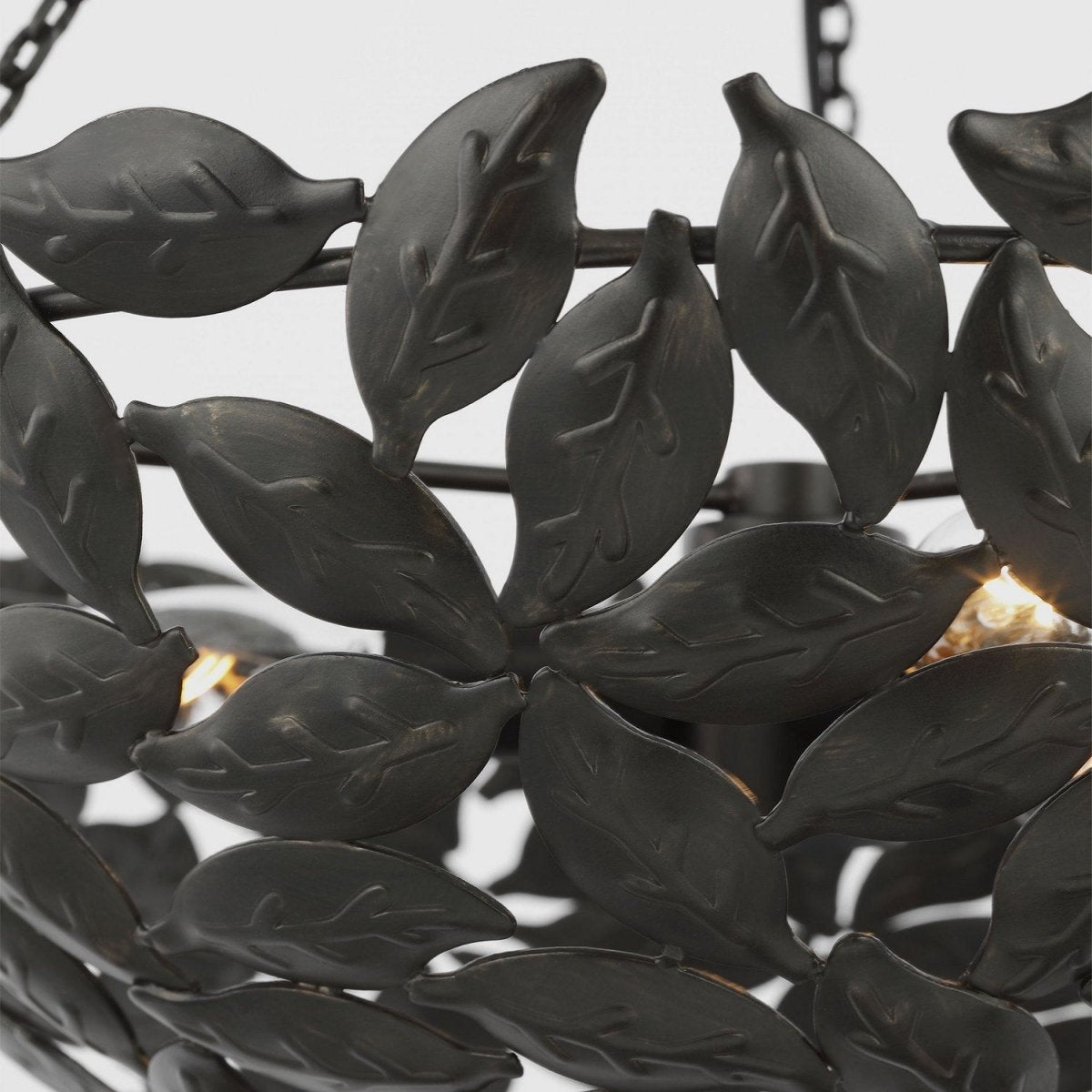 Suspension Kelan - Fer vieilli 16" by Visual Comfort Studio | Luminaires & cie